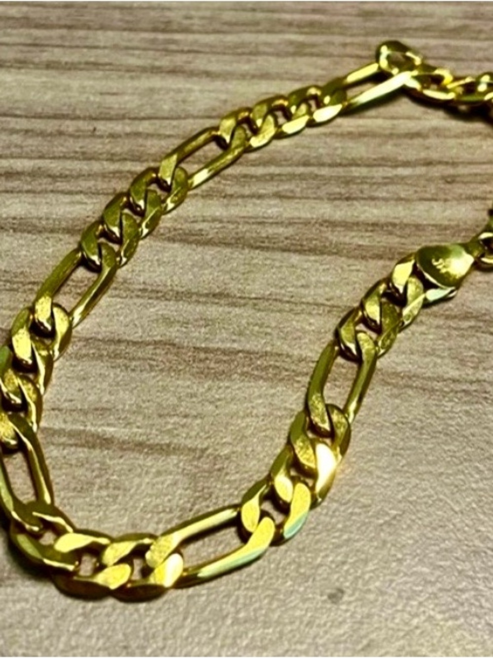 Gold Figaro Chain bracelet